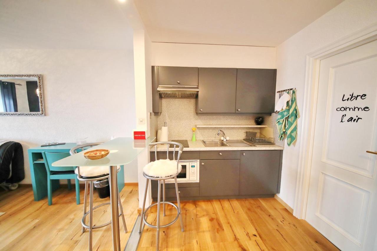 Corseaux Beach Rooms-Riviera Beach Apartments Vevey Exterior foto